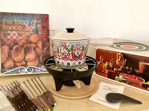 Juego de fondue vintage Le Creuset Naïf 6422 en caja - 12 tenedores - raro esmalte francés - Imagen 1 de 12