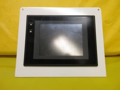 Pantalla interactiva Omron NT30C-ST141B-E usada funcionando Foto 1 de 4
