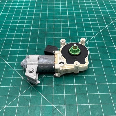 04-10 BMW E60 E61 528i 535i M5 REGULADOR VENTANA PASAJERO TRASERO DERECHO MOTOR OEM Foto 1 de 4