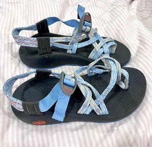 Sandalias transpirables Chaco ZX/2 clásicas para mujer talla 7 azules negras para caminar en la playa - Imagen 1 de 6