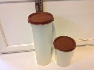 2 Vintage TUPPERWARE Modular Mates 1643 Spaghetti Canister & 1606 w/ BROWN Lids - Picture 1 of 3