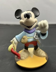 Figura de porcelana Walt Disney World Mickey Mouse Brave Little Tailor 4" - Imagen 1 de 6
