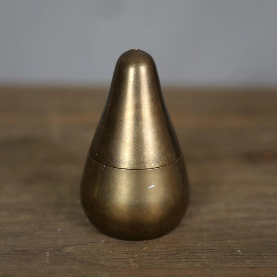 Quemador de incienso de latón macizo soporte de cono en forma de pera con tapa hecho en la India decoración Foto 1 de 4