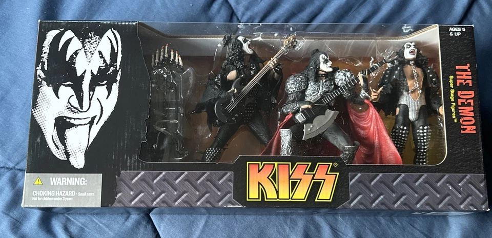 Paquete de 3 figuras súper de escenario Kiss The Demon Gene Simmons McFarlane Toys nuevas selladas Foto 1 de 4