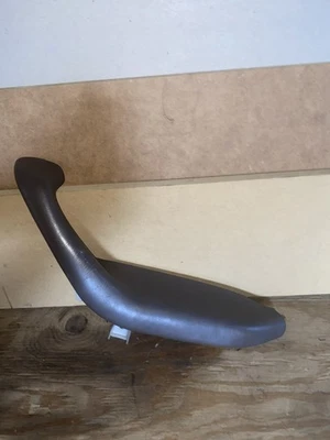 Toyota Sequoia Tundra 2001-2007 puerta pasajero manija derecha reposabrazos reposabrazos OEM Foto 1 de 4