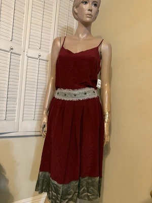 NUEVO CON ETIQUETAS VESTIDO DE CÓCTEL DEREK LAM 100% SEDA ADORNADO TALLA Foto 1 de 4