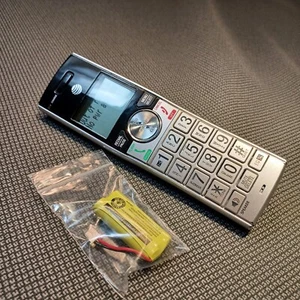 AT&T EXTRA HANDSET ONLY FOR CL82115 CL82215 CL82315 CL82415 etc. w/battery - Picture 1 of 6