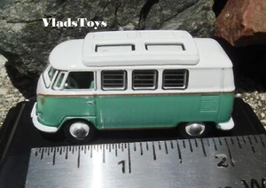 Oxford 1/76 VW Volkswagen T1 Camper - Turquoise / White 76VWS002 - Picture 1 of 4