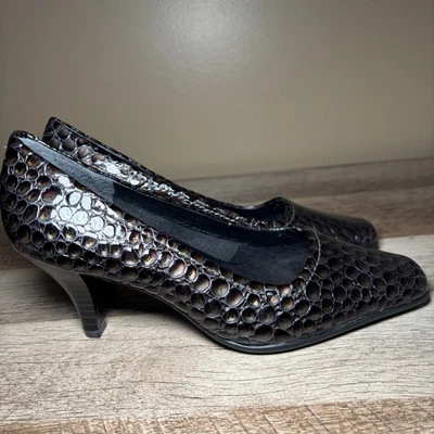 Zapatos de salón de charol estampado marrón aerosoles Tacones apilados de madera Talla 5,5 Foto 1 de 4