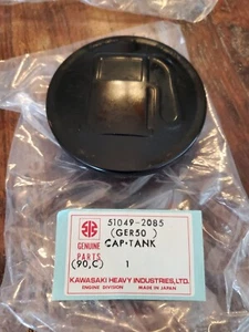 NEW OEM KAWASAKI GENERATOR GE4500 GE4000 FUEL TANK CAP 51049-2085 - Bild 1 von 3