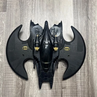 Batman TurboJet Batwing Dark Knight Kenner DC Comics 1990 de colección VER DETALLES Foto 1 de 4