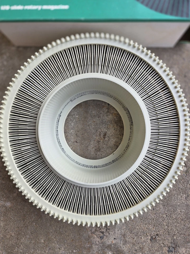 Slide rotary magazine Hanimex 35mm Slide 120 Rondex Magazine - Image 1 of 4