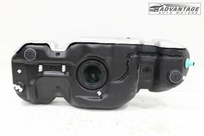 2022-2024 FORD EXPEDITION 3.5L V6 RESERVATÓRIO TANQUE DE COMBUSTÍVEL GASOLINA COM ESCUDO TÉRMICO FABRICANTE DE EQUIPAMENTO ORIGINAL - Imagem 1 de 4