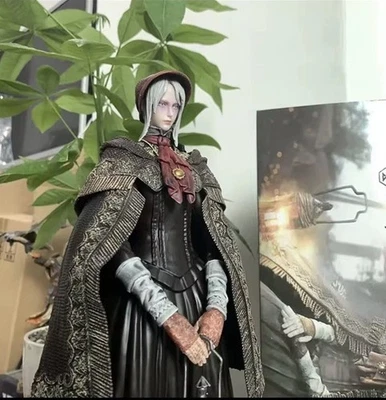 Bloodborne 1/6  Lady Maria Action Figure 30 Cm - Immagine 1 di 4
