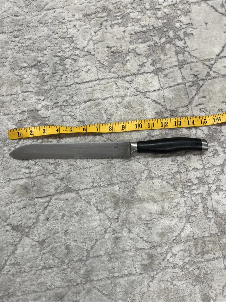 Cuchillo para pan Pampered Chef 9” #1055 - dentado Foto 1 de 4