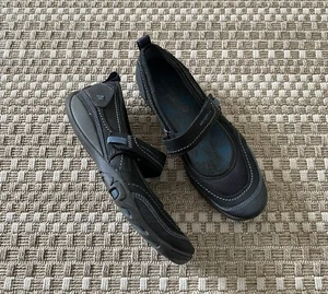 MERRELL Mimosa Emme Mary Janes Flats Walking Shoes 8.5 Black Nubuck Leather - Picture 1 of 9