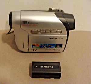 Samsung VP-D361 Mini Dv Camcorder in Silber/ sehr guten zustand aus Nachlass - Bild 1 von 4