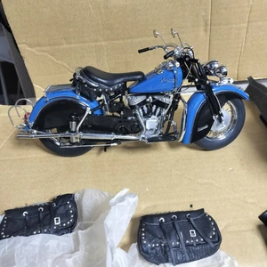 Danbury Mint 1/10 Indian Chief Motorcycle 1948 Very rare die-cast Out of Print - Picture 1 of 10