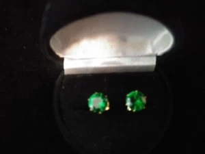 14k YELLOW GOLD CLAD LAB CREATED EMERALD GREEN STUD EARRINGS 7MM + bonus - Picture 1 of 3