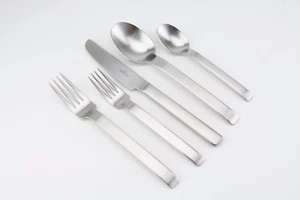 Villeroy & Boch ONE Pattern 18/10 Stainless flatware Your Choice - Picture 1 of 6