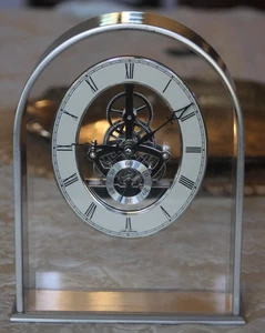 Vintage Seth Thomas Round Top Quarz Skelett wunderschön Silber funktioniert EUC - Bild 1 von 7