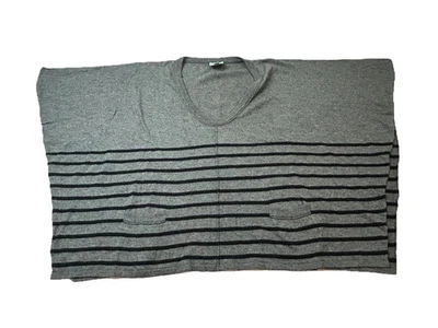 Poncho Suéter C&C California Mujer M/L Gris Negro Rayas Bolsillos Cachemira. Foto 1 de 4