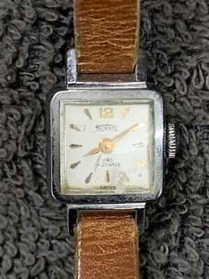 VINTAGE TECHNOS AUTOMATIC 17 JEWELS SWISS CLASSY WOMEN'S WATCH *DOSENT TICK* - Image 1 of 4