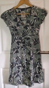Lovely Mantaray dress size 8 - Picture 1 of 3