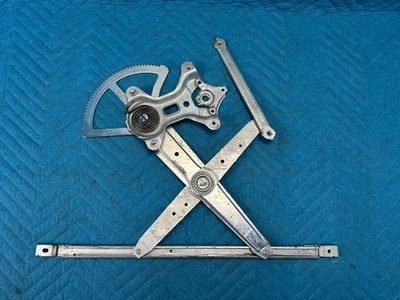 Toyota Sequoia Tundra Front Passenger's Door Window Regulator 36k 2008-2022 OEM - Image 1 of 4