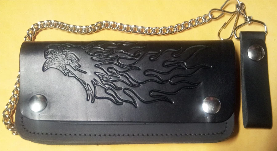 CARTERA DE CUERO DOBLE PLIEGUE CABEZA DE ÁGUILA DE 7 PULGADAS CON CADENA Foto 1 de 3