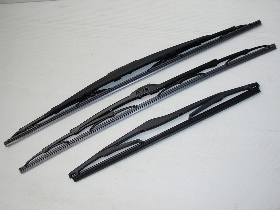 LAND ROVER FREELANDER 1 CONJUNTO DE LIMPADORES DIANTEIRO E TRASEIRO - NOVAS LÂMINAS 96 > 06 - Imagem 1 de 1