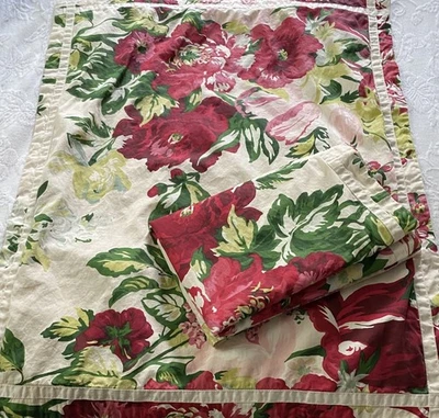 Fundas de almohada Martha Stewart estándar rosa verde floral Foto 1 de 4