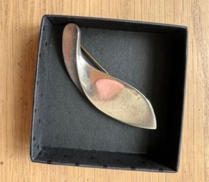 Stunning and stylish vintage sterling silver danish brooch Silver mark 925S - Picture 1 of 4