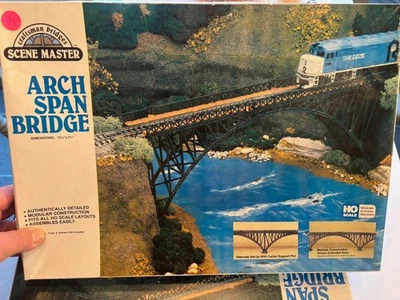 Scene Master HO Scale Arch Span Bridge Kit - No. 8213 - Image 1 of 2