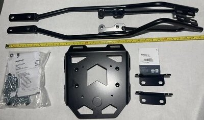 Portaequipajes trasero blando Honda CB650R POR HEPCO y Becker (desde 2021) Foto 1 de 4