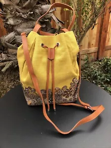 INNUE Italian Drawstring Leather Canvas Floral Hobo Bucket Shoulder Bag $385 NWT - Picture 1 of 14
