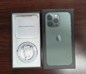 Coffret Retail pour Apple iPhone 13, 13 PRO, 13 PRO MAX avec Câble Lightning vers C - Photo 1 sur 9