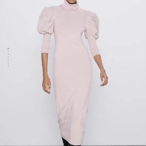 Zara Bodycon Midikleid Blush Hellrosa Ballon 3/4 Arm Gr. M Rollkragen - Bild 1 von 11