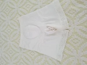 Vintage Cabernet Shapewear Girdle Brief Shorts Size Small Ivory 6665 NWOT - Picture 1 of 5