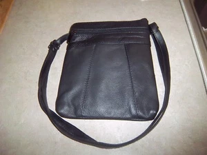 Neu - Schwarze Leder Umhängetasche Handtasche Handtasche - Bild 1 von 11