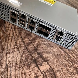 Cisco ASR-920-4SZ-A ASR920 SERIES 2GE ET 4-10GE AC MDL - Photo 1/5