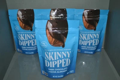 (4) Almendras de cacao de chocolate oscuro sumergidas flacas, 3,5 oz cada una, fecha BB 09/01/2026 Foto 1 de 2