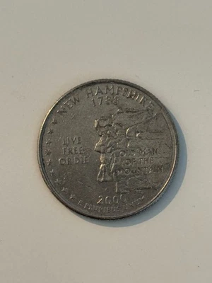 USA Quarter Dollar Coin: New Hampshire 1788 Issued 2000 Denver Mint | Circulated - Image 1 of 2