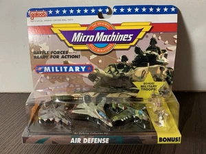 Micro Máquinas Galoob Colección Militar Defensa Aérea De Colección con Tropas de Bonificación - Imagen 1 de 6