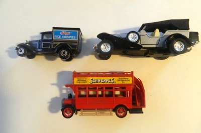Vintage Rice Krispies, Roadster Convertible and Matchbox 1984 Bus. 3 set. BB4 - Image 1 of 4