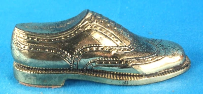 Pequeño zapato de metal dorado publicidad "Winthrop" Foto 1 de 4