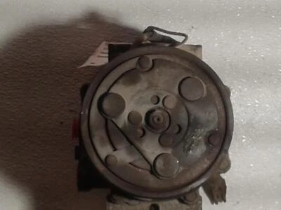 Compresor de aire acondicionado usado para: Jeep Cherokee 1998 4-150 2,5 grado C Foto 1 de 4