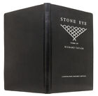 Stone Eye, signierte limitierte Auflage, Ausstellungsbindung von Constance Wozny