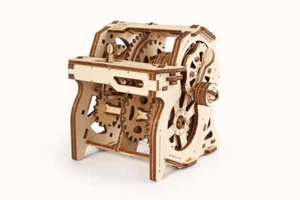 UGEARS - Mechanical Wooden Models - Gearbox» educational mechanical model kit - Imagen 1 de 7