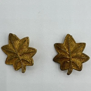 WWII U.S. Army Major Oak Leaf Pins 2 Amcraft Attleboro Vintage Militaria Nice R - Picture 1 of 12